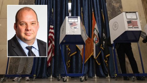 independent-voters,-including-latinos,-gain-power-in-the-united-states