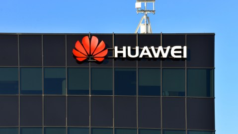 did-huawei-break-moore’s-law?-the-chinese-company-achieved-what-was-thought-impossible-and-could-annul-us-sanctions