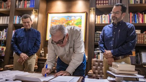 ruben-rocha,-governor-of-sinaloa,-appears-before-the-mexican-prosecutor’s-office-after-us-accusations