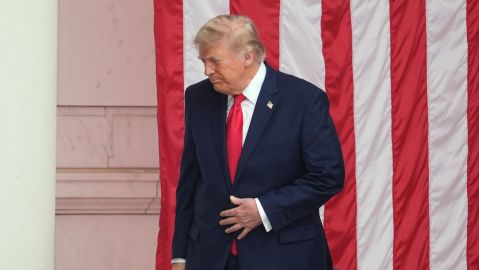 latino-voters-distance-themselves-from-trump-and-maintain-doubts-about-democrats