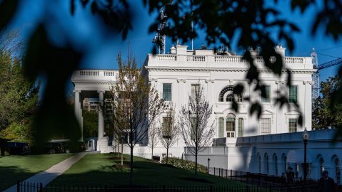 trump-administration-seeks-to-impose-nda-on-federal-employees-after-leaks