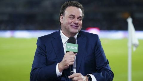 faitelson-was-about-to-leave-tudn-again-without-an-interview-with-the-liga-mx-champion-coach