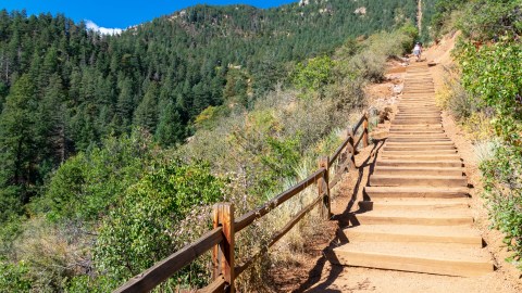 man-died-suddenly-in-front-of-his-son-during-a-hike-on-the-colorado-springs-standard-trail