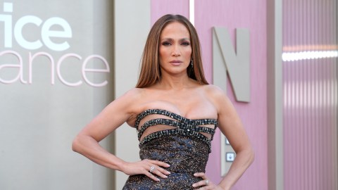 jennifer-lopez-confessed-that-kissing-scenes-still-make-her-nervous