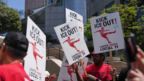 they-ask-ice-for-a-truce-during-the-soccer-world-cup