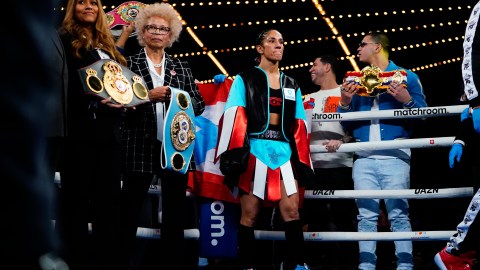 amanda-serrano-with-fierce-performance:-knocked-out-in-two-rounds