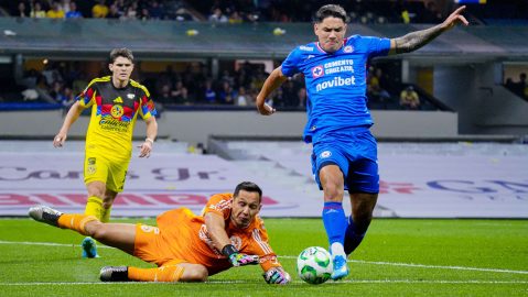 cruz-azul-without-starting-forward-vs.-atlas-at-the-start-of-the-league