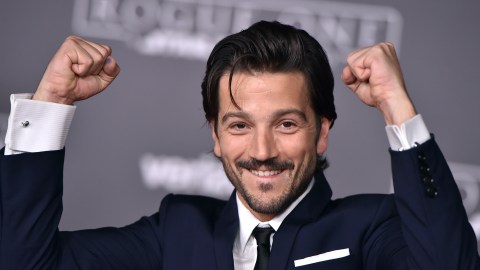 diego-luna-joins-the-cast-of-the-movie-“tangled”