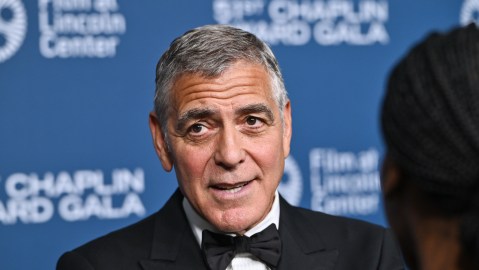 george-clooney-reveals-why-he-doesn’t-like-watching-his-own-movies