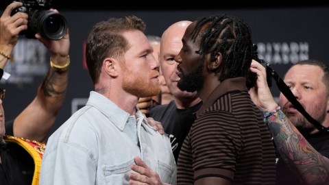 terence-crawford-rejects-offer-to-come-out-of-retirement-and-give-canelo-revenge