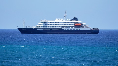 three-deaths-on-a-cruise-ship-trigger-a-global-alert-about-hantavirus:-they-investigate-the-human-to-human-strain