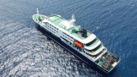 “we-are-people,-not-just-news”:-the-clamor-of-passengers-trapped-on-the-cruise-ship-affected-by-the-hantavirus