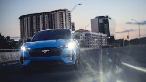 take-advantage!-discounts-of-thousands-of-dollars-from-ford-on-2025-and-2026-models