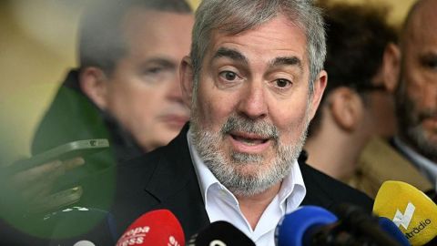 “i-cannot-allow-it”:-the-president-of-the-canary-islands-confronts-the-madrid-government-and-refuses-to-receive-the-cruise-ship-with-hantavirus