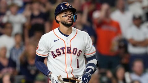 carlos-correa-suffers-serious-ankle-injury-and-is-out-for-the-entire-season-with-the-astros
