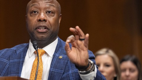 tim-scott-sees-it-as-difficult-for-republicans-to-continue-controlling-the-house-of-representatives
