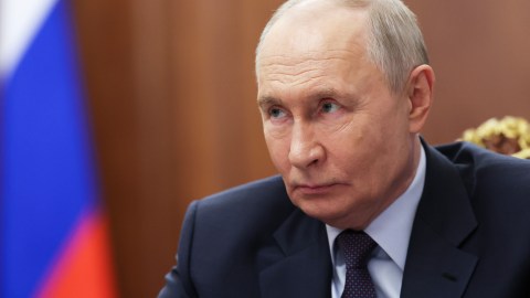 russia-calls-to-evacuate-embassies-in-ukraine-in-case-of-possible-attack
