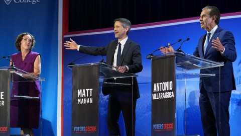 housing,-fires-and-insurance-crisis-dominate-the-latest-debate-for-california-governor