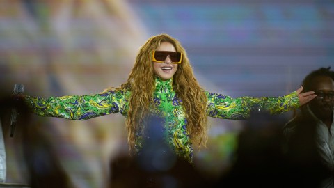 shakira-shares-a-preview-of-“dai-dai”,-the-official-theme-of-the-2026-fifa-world-cup