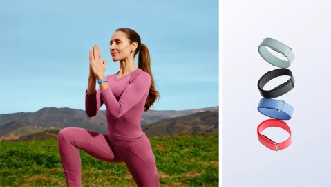 google-fitbit-air-is-now-official:-the-screenless-bracelet-that-wants-to-reinvent-how-you-take-care-of-your-health