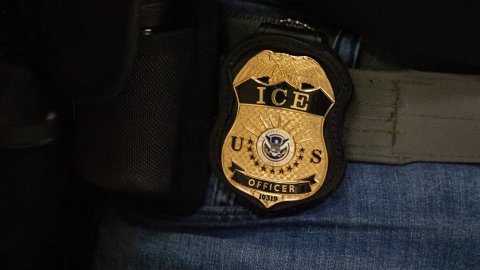 ice-releases-man-who-spent-five-months-in-its-custody,-went-to-an-appointment-for-his-permanent-residence