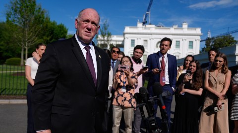 is-trump-open-to-granting-green-cards-to-certain-undocumented-immigrants?-this-is-what-tom-homan-says