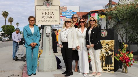 emblematic-mexican-restaurant-in-los-angeles-celebrates-70-years-with-special-tribute