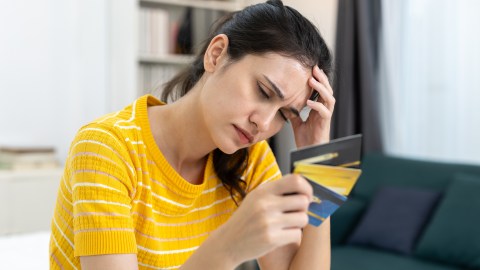 how-much-credit-card-debt-is-too-much?-experts-respond