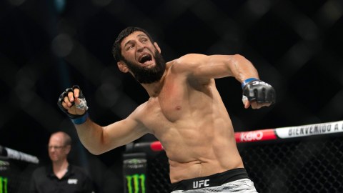 chimaev-and-strickland-add-spice-to-their-fight-in-the-preview-of-ufc-3288