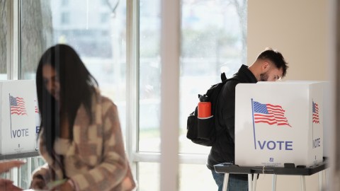 proof-of-citizenship-to-vote?-this-reveals-survey
