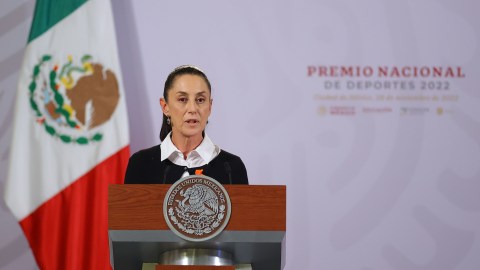 claudia-sheinbaum-stops-the-early-closing-of-classes,-but-mario-delgado-contradicts-her