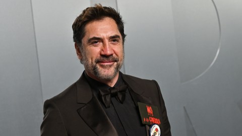 javier-bardem-details-the-experience-of-acting-alongside-penelope-cruz-in-“bunker”