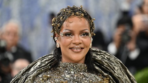 rihanna-got-a-tattoo-designed-by-her-children