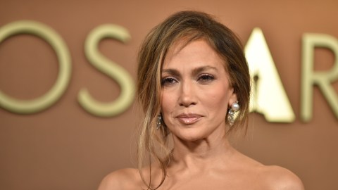 jennifer-lopez-her-secret-to-having-fantastic-skin