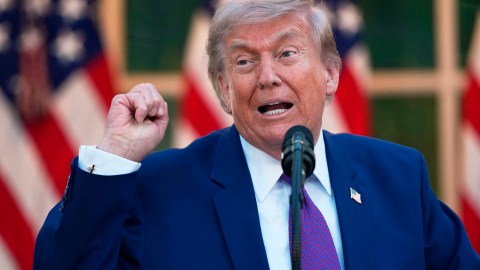 trump-says-he-is-in-no-hurry-to-negotiate-with-iran-due-to-the-advantage-that-the-us-has-due-to-the-naval-blockade