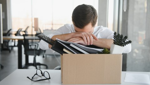 young-americans-feel-more-pessimistic-about-the-job-market,-according-to-a-survey