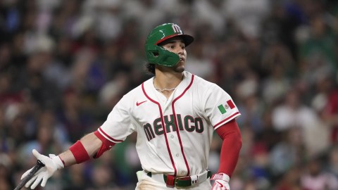 dodgers-acquire-mexican-alek-thomas