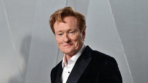 conan-o’brien-will-repeat-as-host-of-the-oscars-in-2027