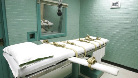 they-present-a-bill-requiring-the-death-penalty-for-fentanyl-traffickers