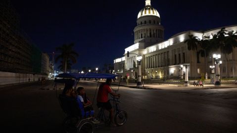 cuba-warns-about-humanitarian-crisis-in-the-face-of-possible-us-military-actions