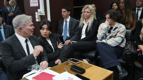 maradona’s-daughters-sue-the-judge-who-annulled-the-first-trial-for-the-death-of-the-former-soccer-player