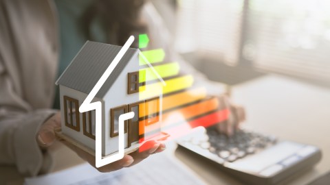 more-than-50%-of-americans-say-they-are-in-debt-due-to-rising-energy-costs,-according-to-wallethub