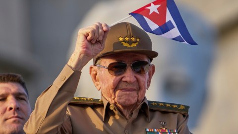 the-us-is-analyzing-an-accusation-against-former-cuban-president-raul-castro,-according-to-cbs