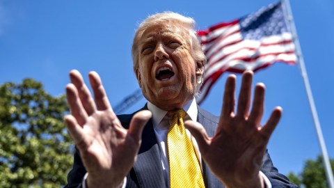 donald-trump-insists-on-blaming-joe-biden-for-the-decline-the-united-states-is-in