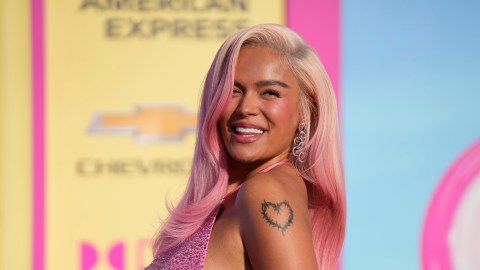 karol-g-will-receive-the-award-for-international-artistic-excellence-at-the-ama’s-2026