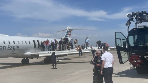congressman-recounts-emergency-landing-on-american-airlines-flight