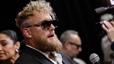 jake-paul-attacks-canelo-again:-“he’s-not-going-to-be-laughing-when-i-kick-him”