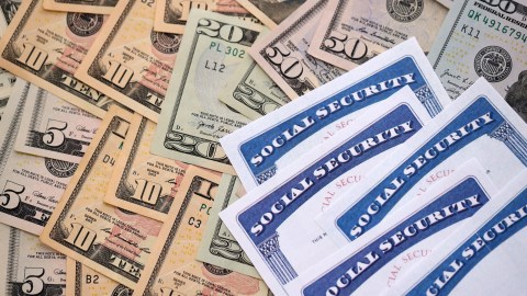 social-security:-who-collects-more-than-$5,000-on-may-20