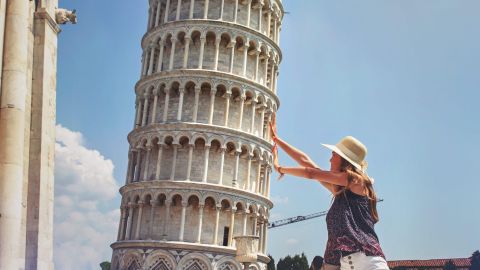 why-the-tower-of-pisa-and-other-buildings-lean-but-do-not-fall
