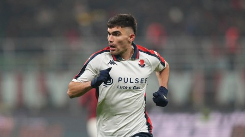 johan-vasquez-scores-a-goal-in-a-mexican-duel-against-ac-milan;-santi-gimenez-still-hasn’t-broken-his-drought
